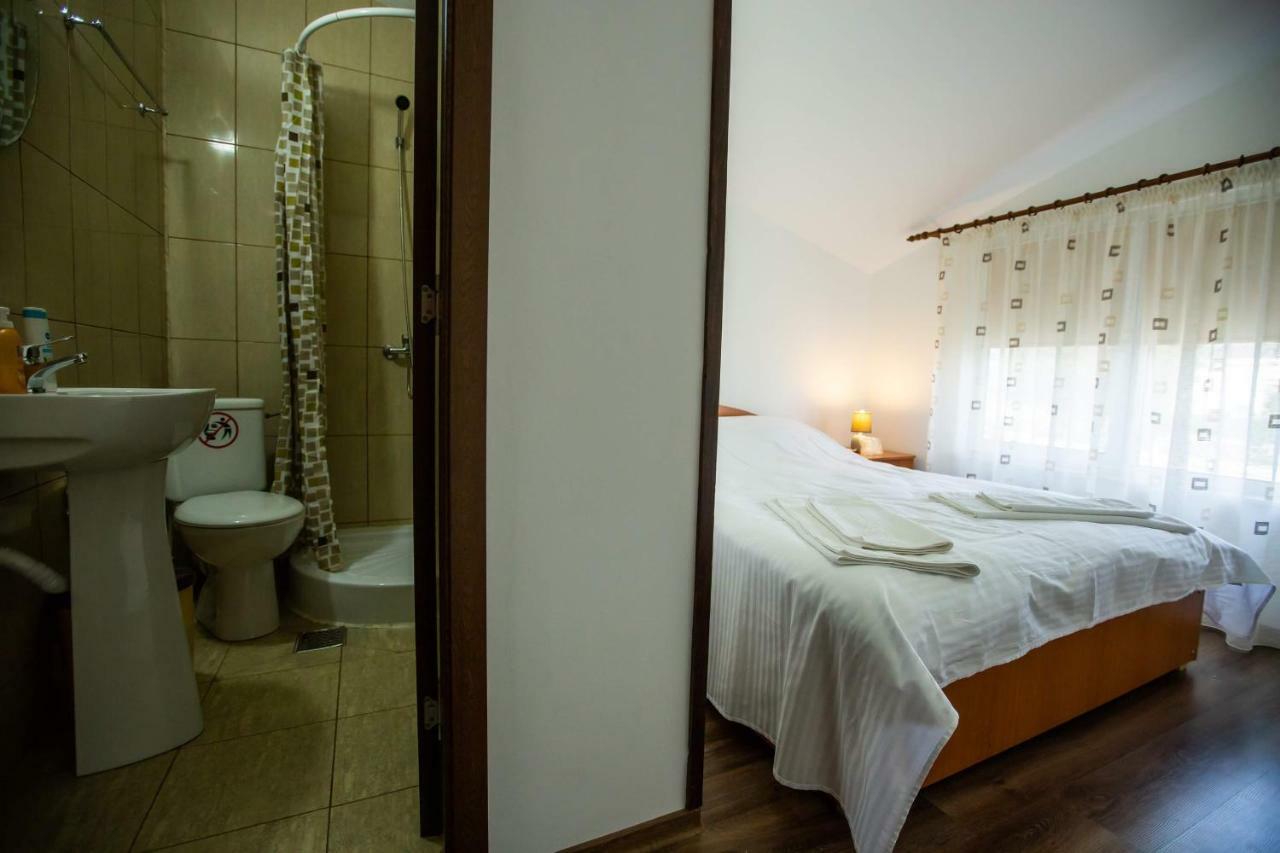 Casa Matei Hotell Mahmudia Exteriör bild